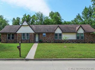 1001 E Star St, Claremore, OK 74017