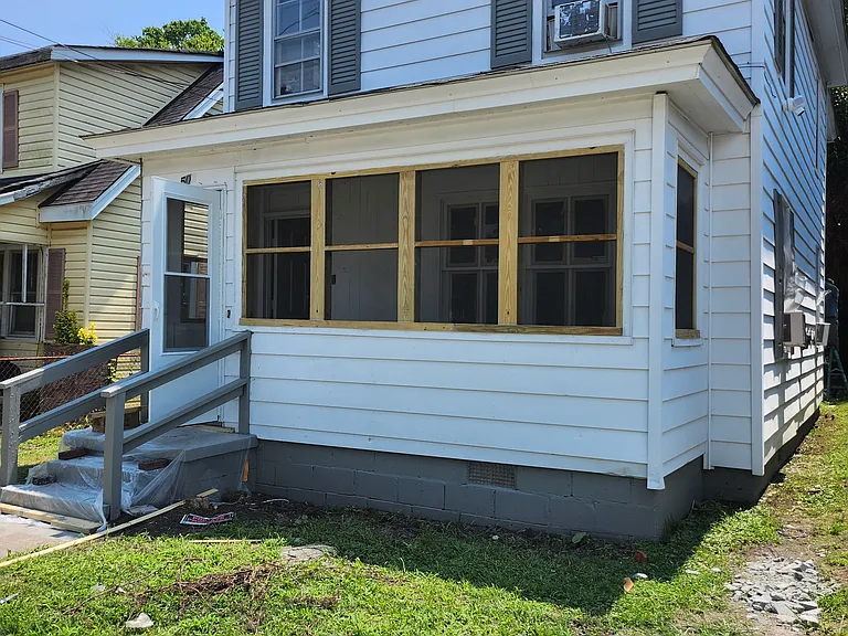 507 Shepard St — Photo 5