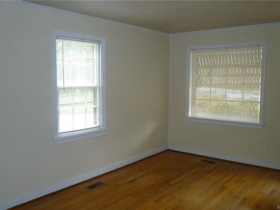 3rd image of 6800 Hanover Ave