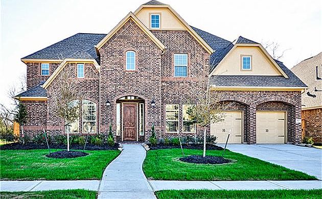 1st image of 4811 Legend Creek Dr