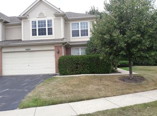 9889 Wakefield Ln, Huntley, IL 60142