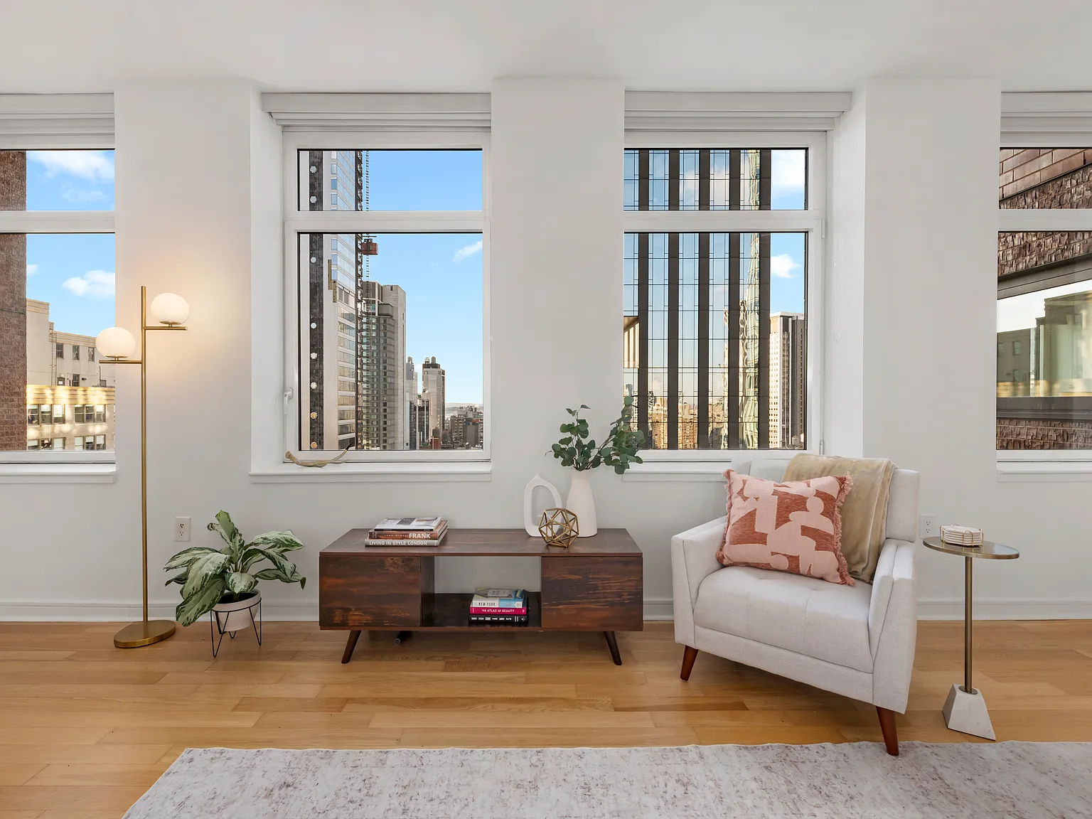 11 East 29th Street — Photo 3