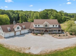 9419 Robinson Rd, Chardon, OH 44024