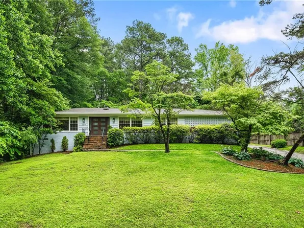 3317 Embry Hills Dr, Atlanta, GA 30341