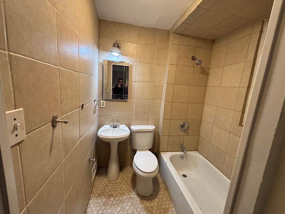 1st image of 64 Albion Pl #1