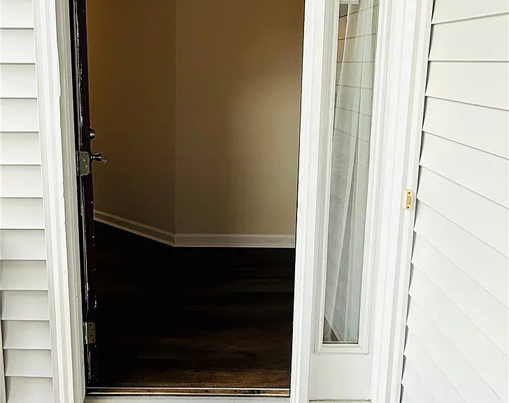349 Waterdown Dr #5 — Photo 1