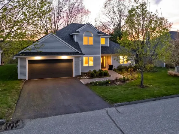 24 Apple Blossom Drive, Lebanon, NH 03784