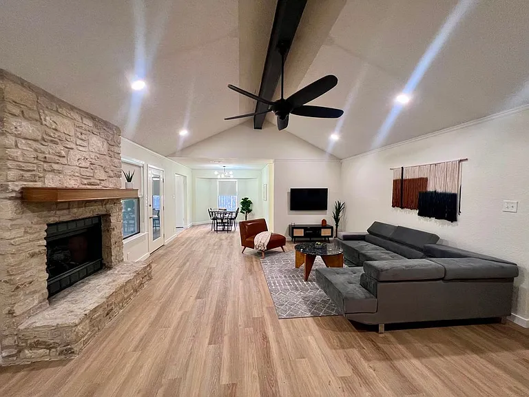 1704 Foxfire Dr — Photo 15