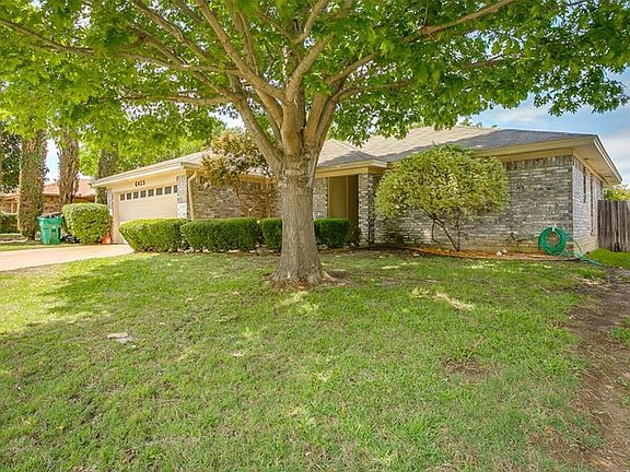 3rd image of 6425 Whitehurst Dr