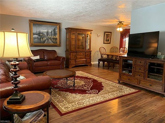 2nd image of 3900 Russett Dr