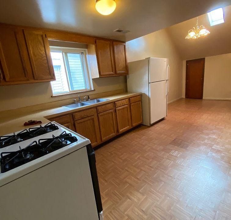 1st image of 2464 Church St