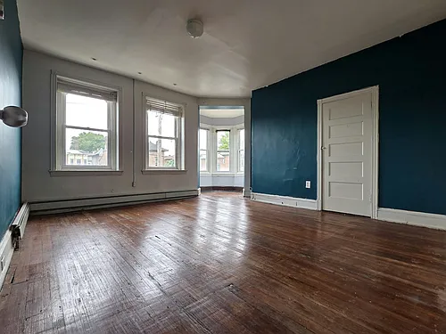 4920 Warrington Ave #3 Photo 1 4920 Warrington Ave #3 Photo 1