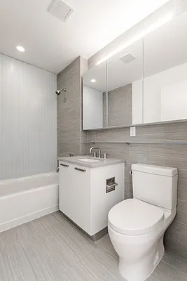 Rented by Bond New York | media 5