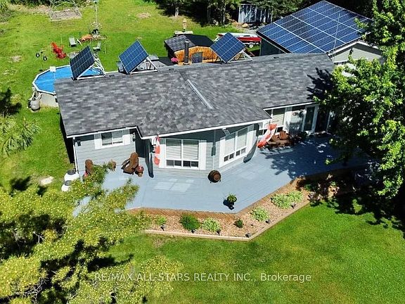 5th image of 42 Cedar Bay Rd