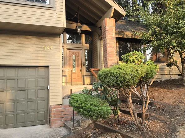 589 S 72nd St, Springfield, OR 97478