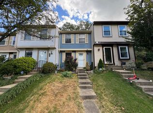 8756 Susquehanna St, Lorton, VA 22079