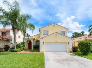 4583 NW 7th Pl, Deerfield Beach, FL 33442