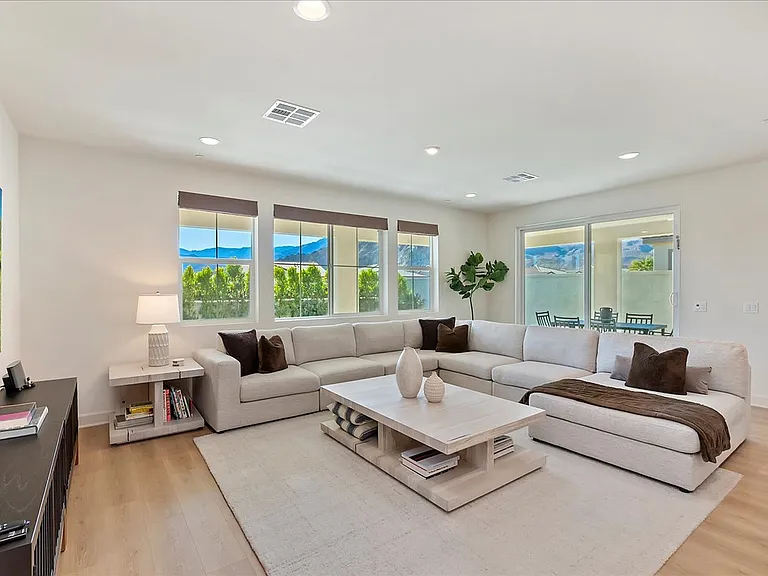 80435 Palatine Ct — Photo 3