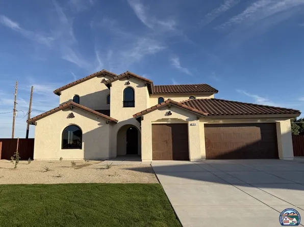 2013 Manzanita Dr, El Centro, CA 92243