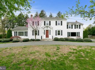 315 Edgewater Ave, Edgewater Park, NJ 08010