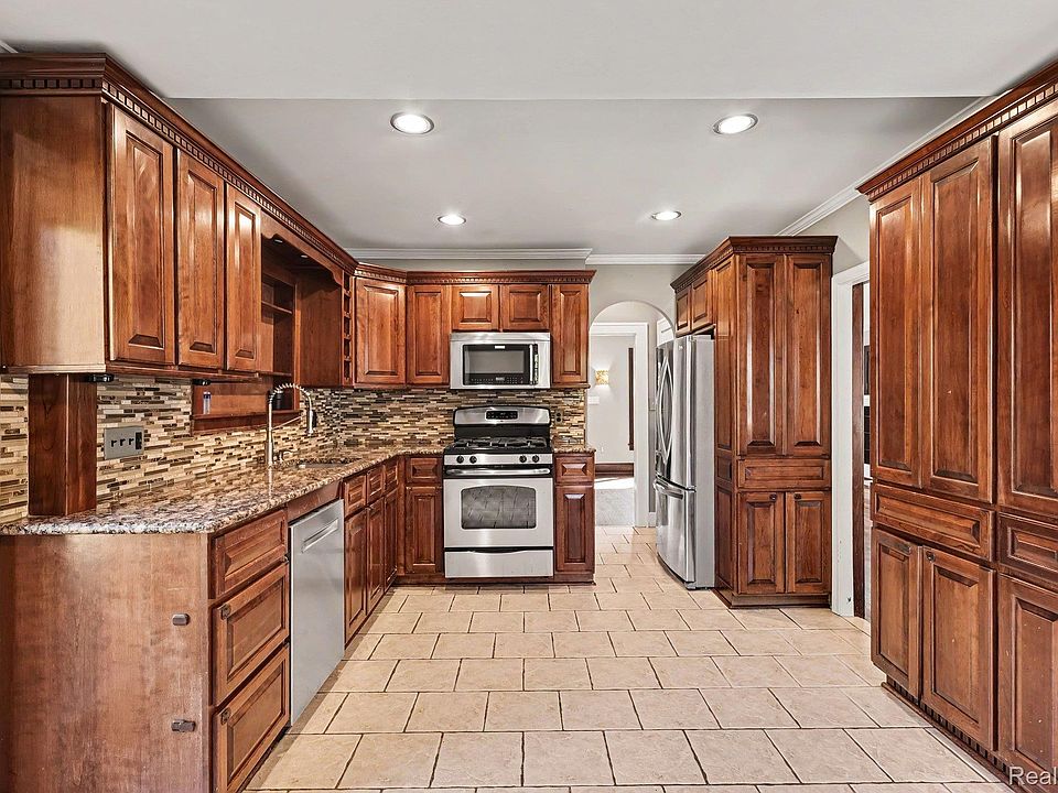 136 S Wilson Blvd, photo 14