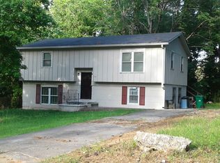 1820 Glenhaven Cir, Decatur, GA 30035