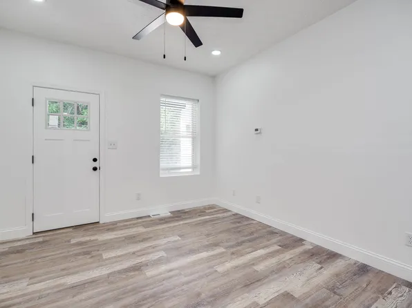 124 Valencia St, Cincinnati, OH 45219