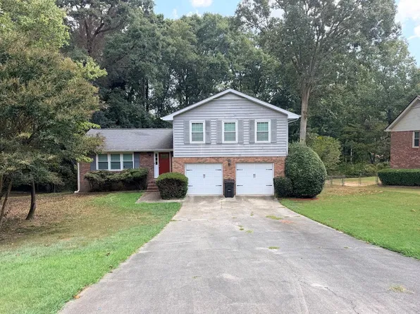 3216 Hidden Forest Dr, Snellville, GA 30078