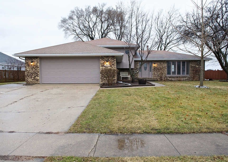 1st image of 25124 W Willow Dr