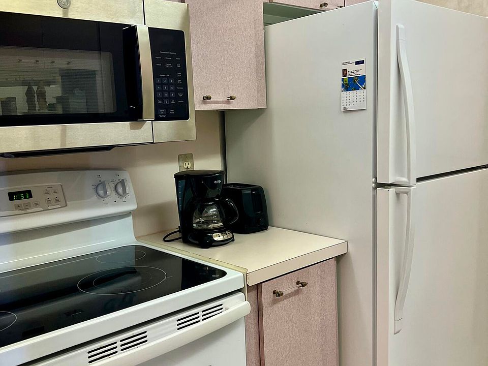 1st image of 111 Briny Ave APT 2106
