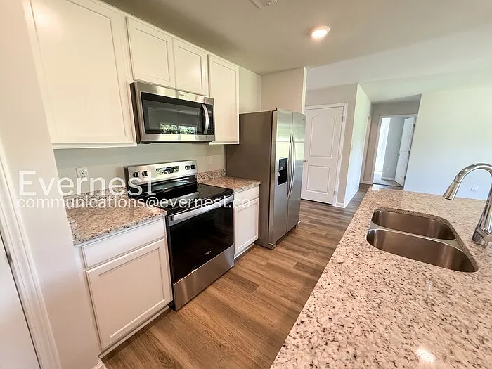 18864 Wicklow Cir — Photo 4