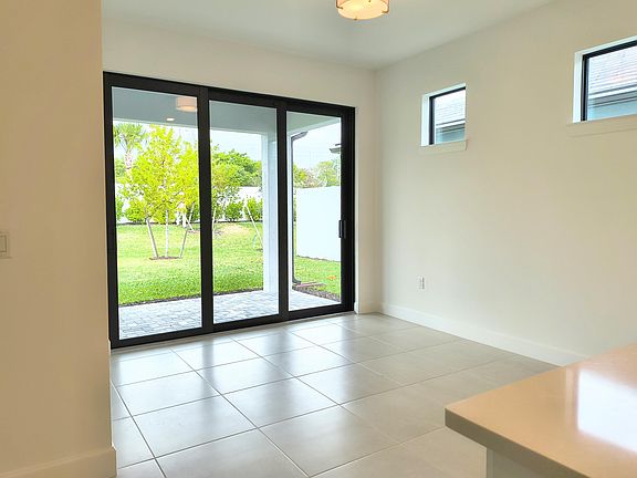 4th image of 9697 Chora Tunel Way