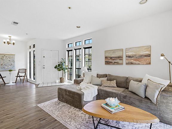 2nd image of 6248 Oram St APT 14