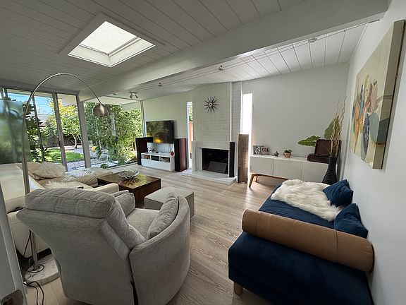 5th image of 1426 Mallard Way