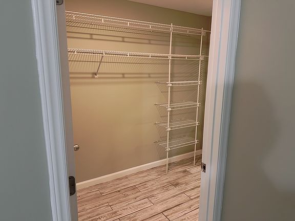 5th image of 2905 W English Rd APT A