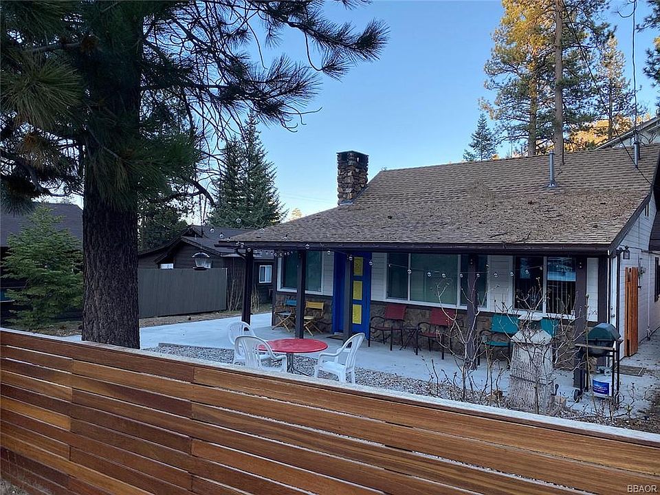 1st image of 999 Cherry Ln