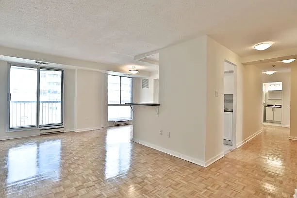 25 Wellesley St W — Photo 23