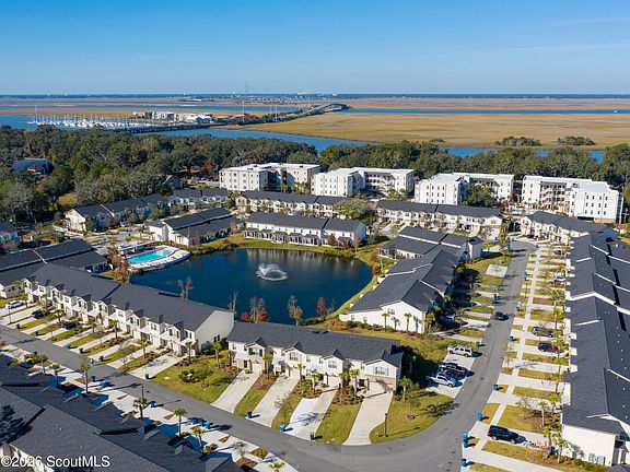 2nd image of 703 Mariners Cir