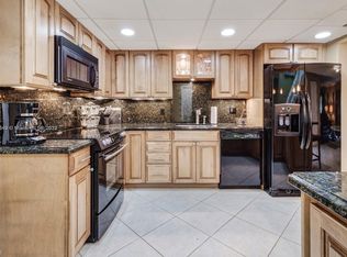 2234 Nova Village Dr, Davie, FL 33317