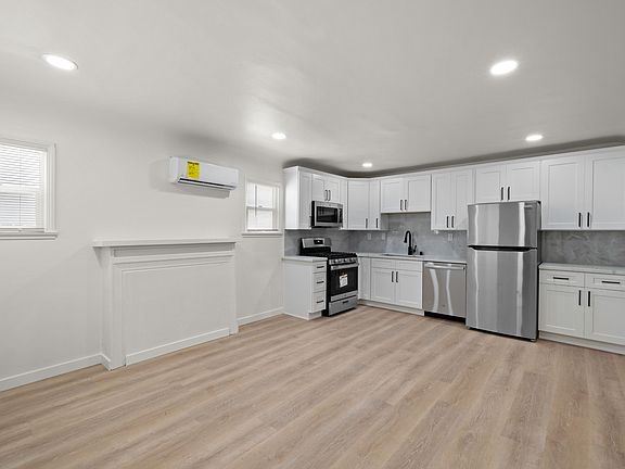 3rd image of 4486 Hamilton St #A