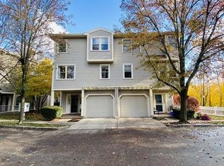 83 Pleasant St, Watertown, MA 02472