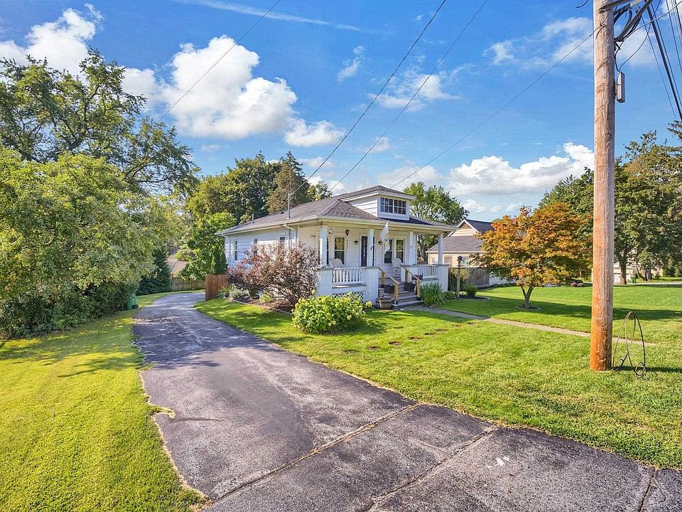 32 Overocker Rd, Poughkeepsie, NY 12603 Zillow