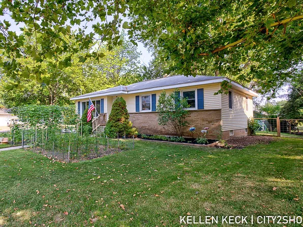 4595 Billmar St SW, Grandville, MI 49418