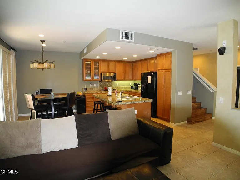 27031 Fairway Ln — Photo 6