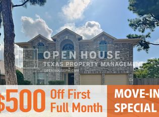 14906 Woodcypress Ln, Cypress, TX 77429