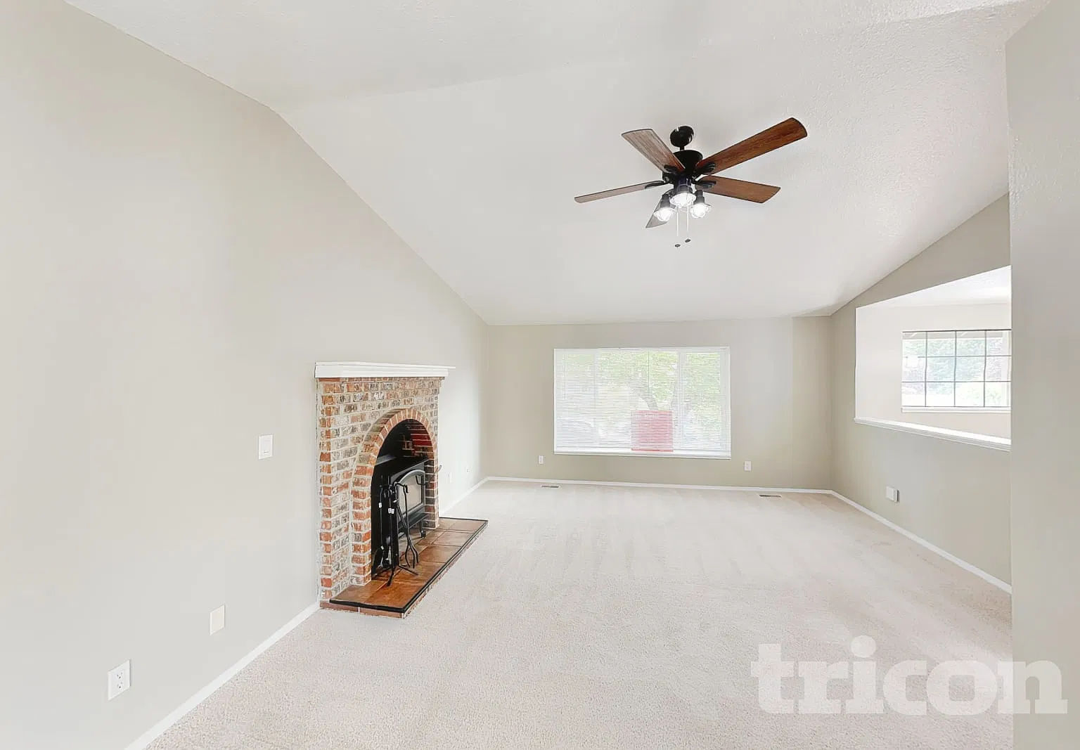 37445 Sandy Heights St Sandy OR — Photo 2
