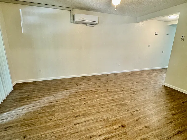 100 S Coalinga St #C — Photo 7