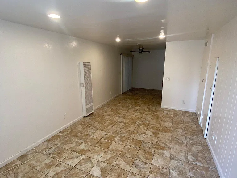 13935 S San Pedro St #264 — Photo 6