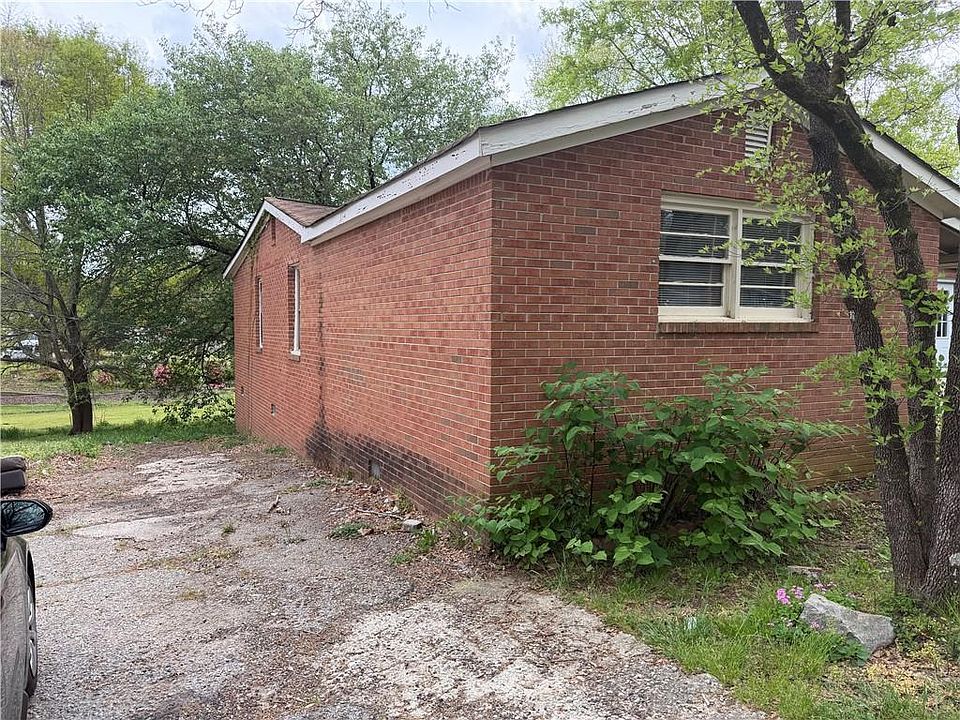 1st image of 7076 Hammond Way