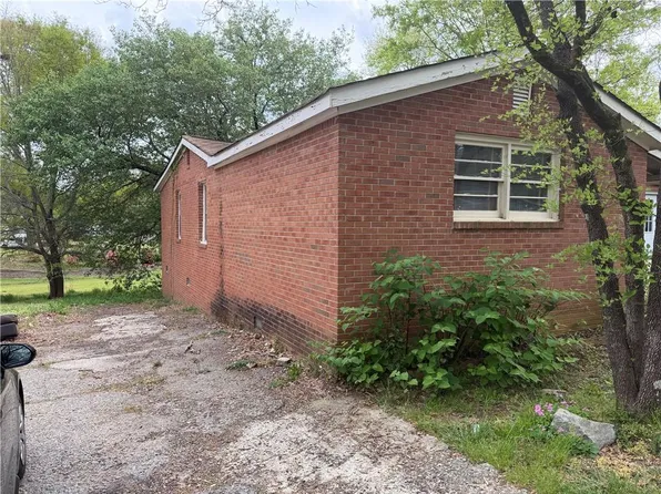 7076 Hammond Way, Lithonia, GA 30058